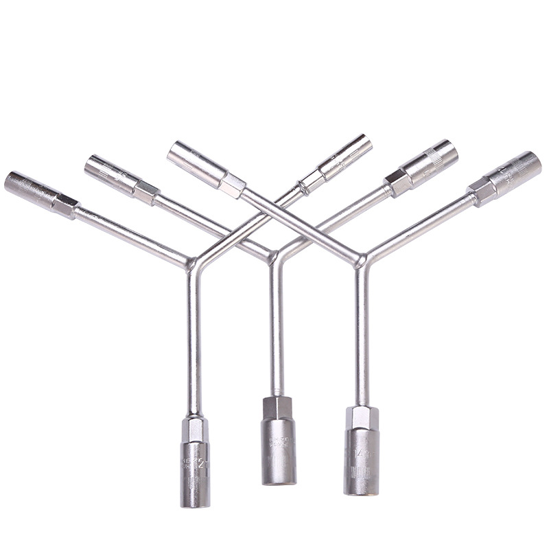 Y型多功能套筒扳手